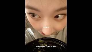 Download lagu Someone was feeling ambiguous 😌 #itzy #midzy #chaeryeong #yuna #ryujin #yeji #lia mp3