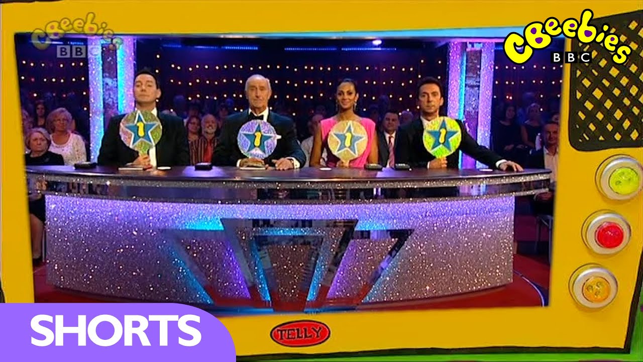 Miniature de la vidéo CBeebies Panto: Strictly Cinderella du film CBeebies Presents: Strictly Cinderella