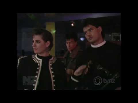 NZ On Screen: Gloss - Kevin Smith Gloss Debut