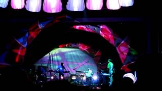 Animal Collective - New Town Burnout / Monkey Riches (live Vancouver 19/09/2012)
