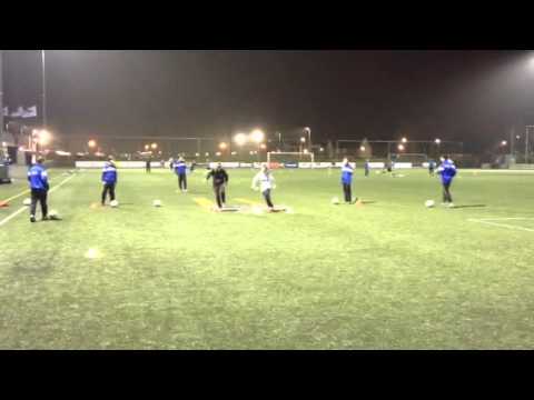 Voetbal training C1 SV Reeshof