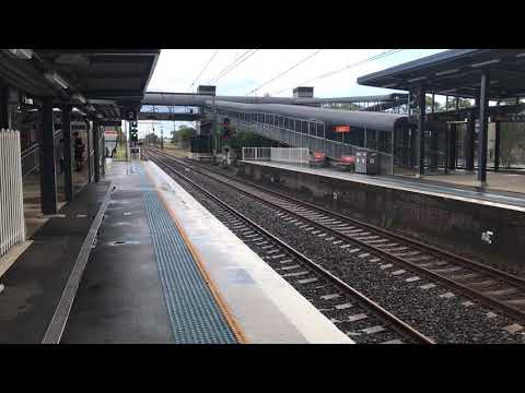 SSR Train 3448 hauled by 1202/1201/BRM002/G514/TRAIN/C508 on the rear going north through ingleburn