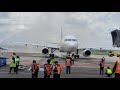 SUPER AIR JET Di Siram Air Landing Pertama Di Bandara Internasional Lombok