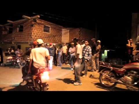 dejate de hablar yaga y mackie mexicano video original