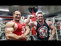 BODYBUILDER IN THAILAND - DR TONY HUGE - NOT YOUR AVERAGE SHOULDERS WORKOUT