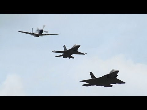 【HD】 F-22 F-16 P-51 Helitage flight New Orleans Air Show 2009