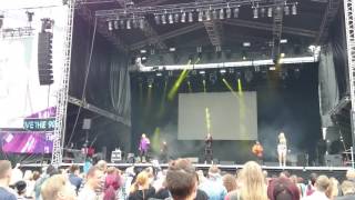 03 Aikakone   Alla Vaahterapuun LIVE @ WE LOVE THE 90's 2016, Finland.