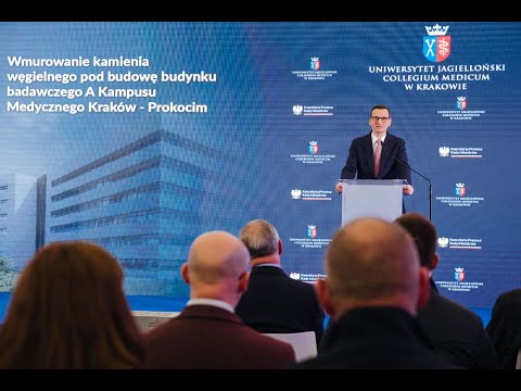 Mateusz Morawiecki podczas uroczystości inaugurującej budowę budynku kampusu med. Kraków-Prokocim