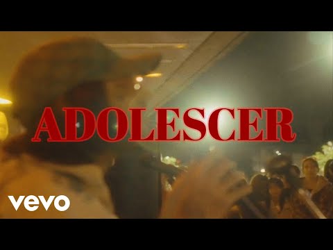 Axel Fiks - Adolescer (Official Video)