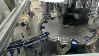 2 Parts Oil honey glue cap assembly and liner cutting and inserting machine