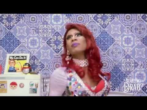 Yasmin Carraroh na cozinha da Rita