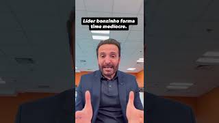 O líder bonzinho destrói sua imobiliária