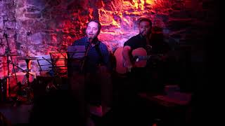 Santi - El elefante y la paloma (Pedro Guerra)