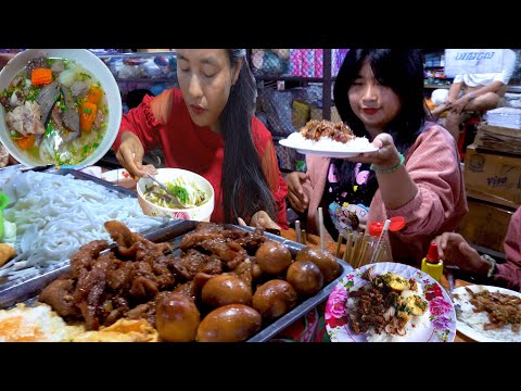 Short Noodle Soup With Pork Intestine And Pork Leg And Pork Rice - Phnom Penh Street Food