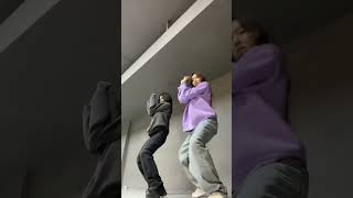 Download lagu Hot Dance.... #dance #viralvideo mp3