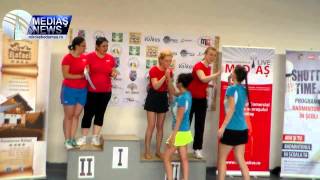 preview picture of video 'Festivitate de premiere - Cupa Copsa Mica la badminton 2014'