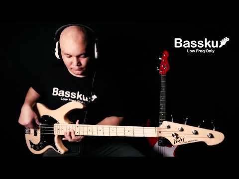 Пример звучания бас-гитары Peavey Milestone