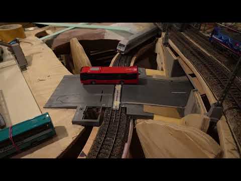 Marco's Modellbahn Teil 50 - Baufortschritt in der Kleinstadt und am Bahnübergang mit dem Car System