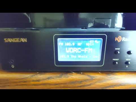 Sangean Hdt-20 Fm HD radio tuner connected to LG Sj4r 420 watt Soundbar