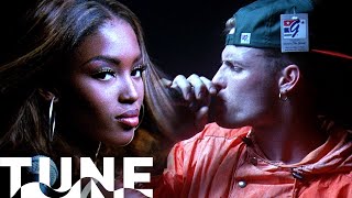 Download lagu Cool As Ice (Vanilla Ice ft. Naomi Campbell) | Cool As Ice | TUNE mp3