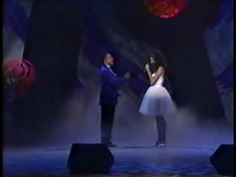 Celine Dion & Peabo Bryson - Beauty and The Beast (LIVE! 1992)