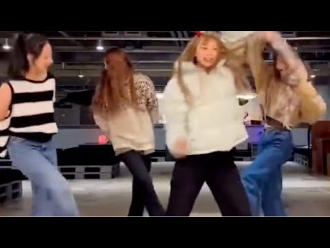 "go haerin go haerin go haerin"