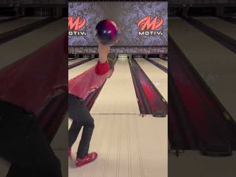 EJ Tackett takes on the #1BoardChallenge with the new Ripcord Launch 🚀 #MOTIVNATION