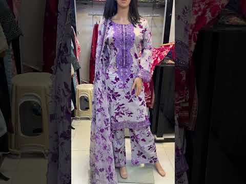 🌸 Aneela’s Viral Lawn Hit 2025! 🌸