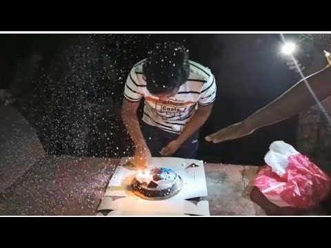 Debjit ar Birthday te kub enjoy korlam 😁😂😂