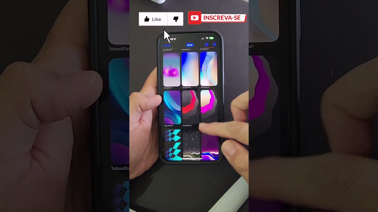 HOW OLD WHEN DID YOU DISCOVER THE BEST IPHONE WALLPAPERS? 😳