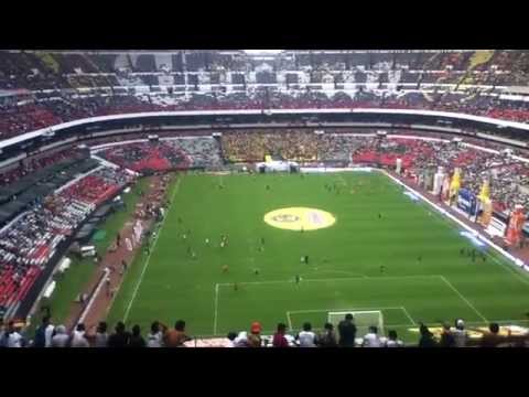 "Ya va llegando la Banda â™ª La Rebel de Pumas â™¥" Barra: La Rebel &bull; Club: Pumas