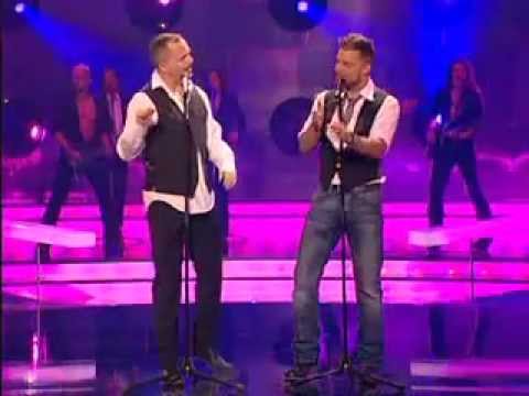 Miguel Bose Ft Ricky Martin Bambuacute - Miguel Bose