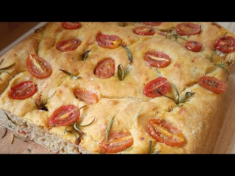 TOMATO FOCACCIA|FOCACCIA|FOCACCIA BREAD RECIPE|FOCACCIA RECIPE|ROSEMARY FOCACCIA|BREAD|ITALIAN FOOD