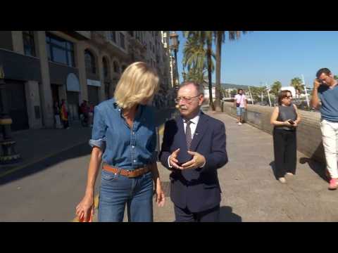 Susanna Griso recorre las calles de Ceuta con el presidente de Ceuta Juan Jesús Vivas