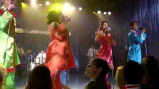 Glee S05E02 - Sergeant Pepper&#39;s Lonely Hearts Club Band Full version