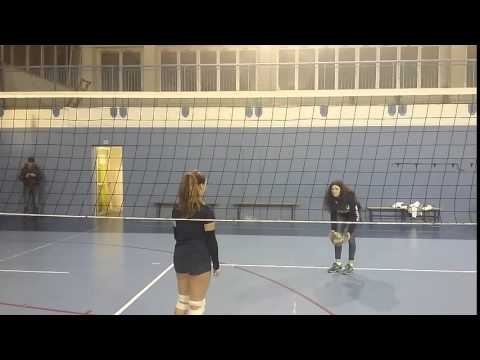 Giocatrici Pomì agli allenamenti Energy - Esercizi con l'U14 F Energy Opc