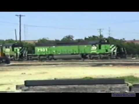 Classic Railroad Series 424 - BN 7931 North at Tower 55 May 6, 1989