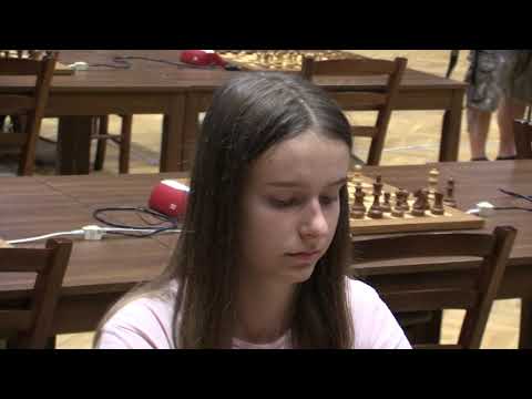 9.7.  Gill Oliver - WFM Ferková Dominika ½ - ½