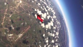 preview picture of video 'Caméra d'actions Garmin Virb Elite. Parachutisme au Maroc. 1080HD'