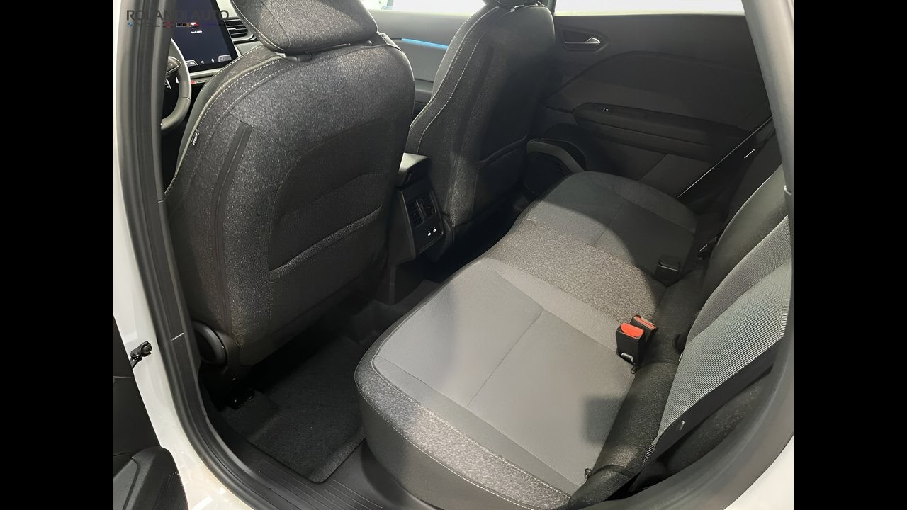 Mitsubishi Grandis 1.3 mhev Intense dct