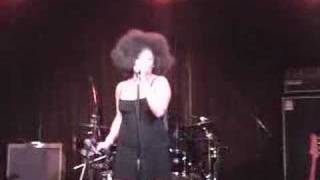 The Bellrays - Tell The Lie - LIVE 2007 Hollywood
