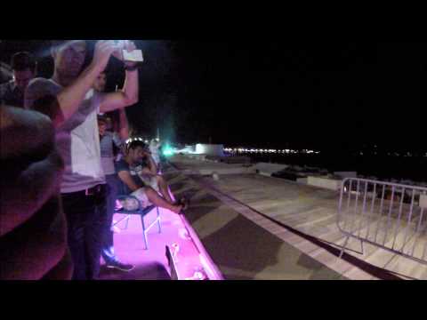 VIP beach party break in