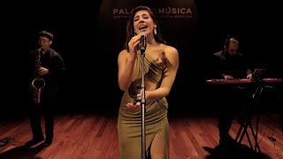 Clips Palacio: Te amo (Alexander Acha) - Estefanía Lavalle