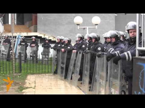 Protestuesit kundër qeverisë dhe Thaçit