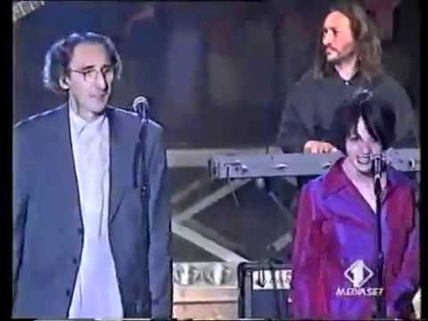 Franco Battiato e Carmen Consoli - Strani giorni (live)