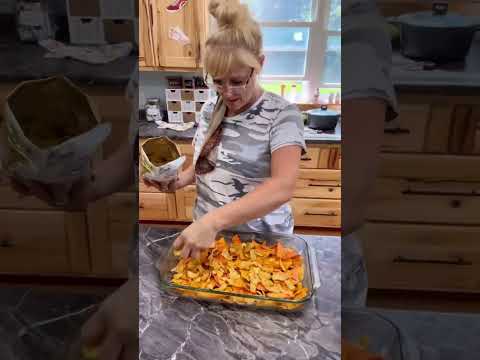 FAMiLY OF 10 DiNNER~ WALKING TACO CASSEROLE 😋😉