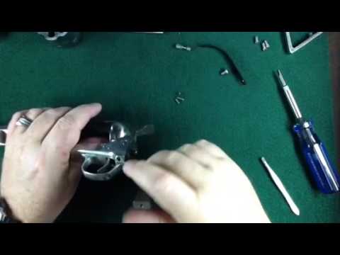 Taylor Runnin' Iron Disassembly (SAA -Single Action Army)