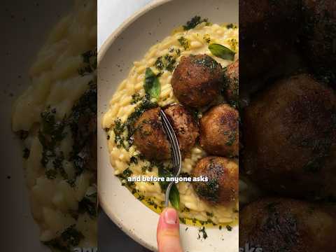 Creamy Oo Pasta with Meatless Meatballs