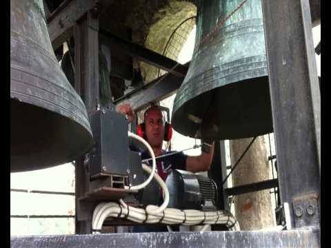 Campane di Vico Canavese (TO) - Chiesa parrocchiale -  suonata a festa