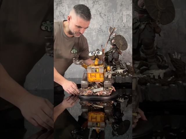 Vídeo relacionado con Disney Pixar Wall-E Tile Portrait Graphic Camiseta Camiseta